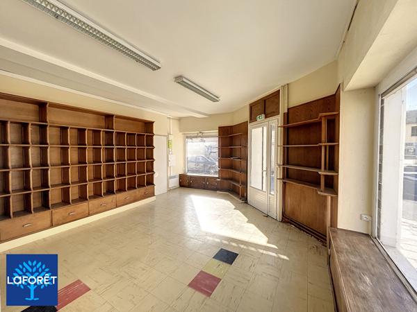 Location local commercial Les Villages Vovéens - 2 pièce(s) - 43 m² - 560 €/mois