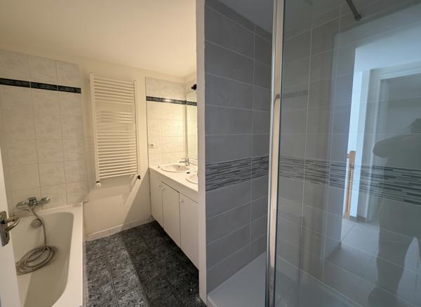 Maison à vendre à Talence - 4 pièces, 3 chambres, très bon état