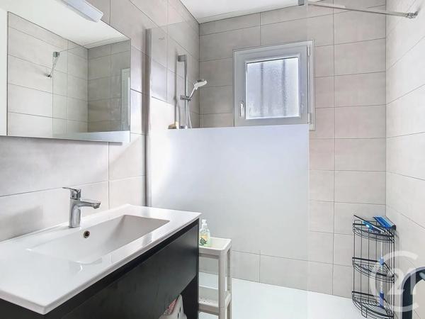 Maison à vendre  5 pièces - 87,69 m 2   ST GILDAS DE RHUYS  - 56