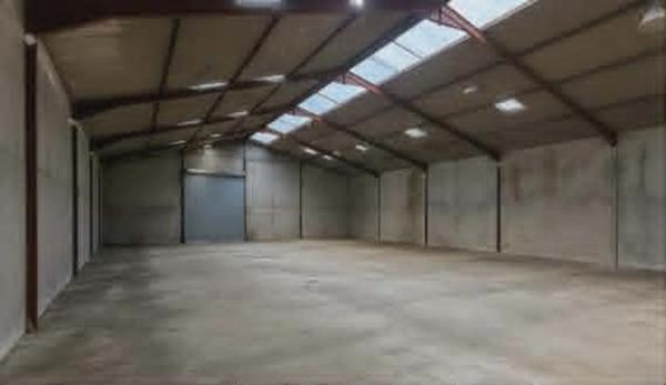 À LOUER – BÂTIMENT D'ACTIVITÉ 300 m² – SECTEUR CAP NORD – REDON