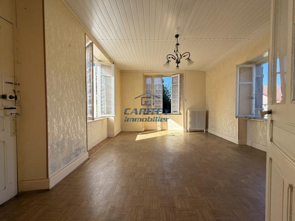 MAISON DE CARACTÈRE À RÉNOVER