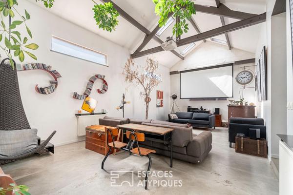 Maison d’architecte à l’esprit loft avec jardin