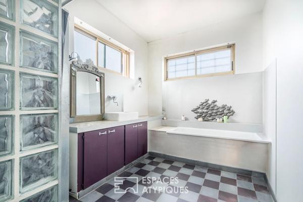 Maison d’architecte à l’esprit loft avec jardin