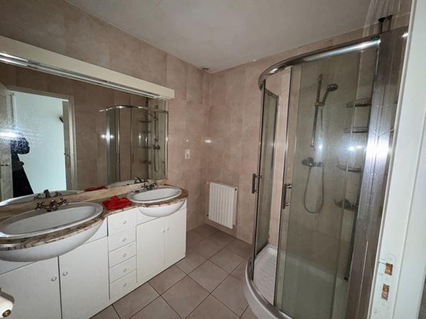 Gaillac, Immeuble de rapport .