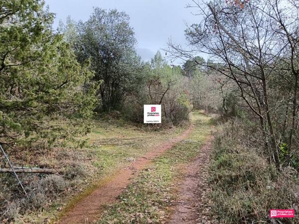 EXCLUSIVITE A vendre terrain de 5514 m2 dans le Var
