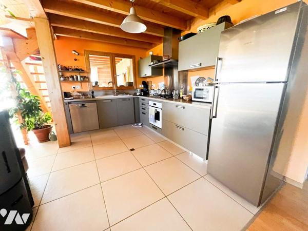 VILLA A ENERGIE PASSIVE  GAP SUR  TERRAIN DE 800M²