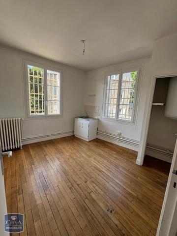 Appartement à louer 2 pièces 52m² Les Andelys (27700)