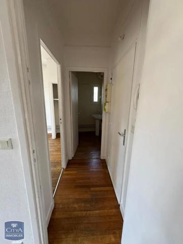Appartement à louer 2 pièces 52m² Les Andelys (27700)