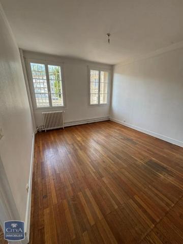 Appartement à louer 2 pièces 52m² Les Andelys (27700)