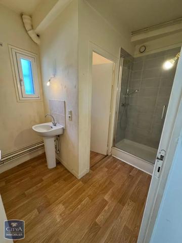 Appartement à louer 2 pièces 52m² Les Andelys (27700)