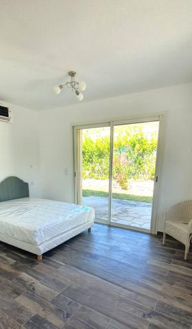 Maison 10 pièces - 243 m²