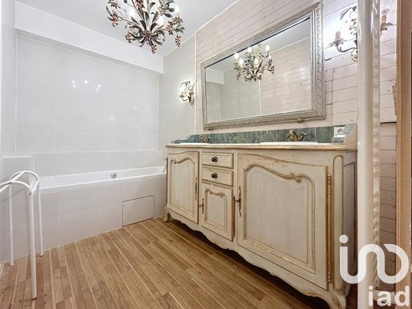 Appartement à vendre 4 pièces 101 m² Versailles