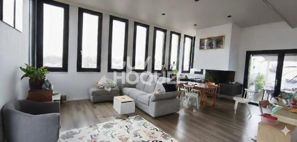 Duplex 4 pièce(s) 117m2 + 2 terrasses + 2 garages + piscine