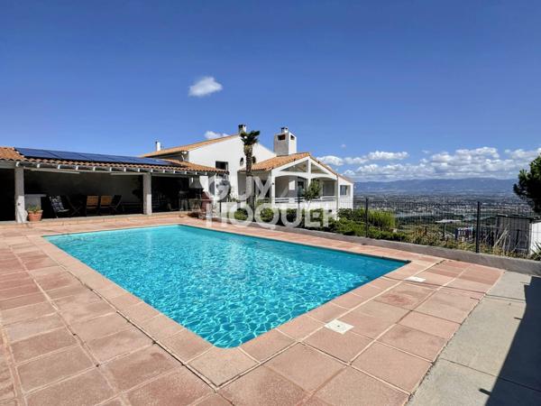 Maison à vendre de 220 m²