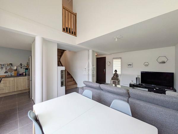 Maison 3 pièces – 69 m² – Jardin, dépendance et stationnement