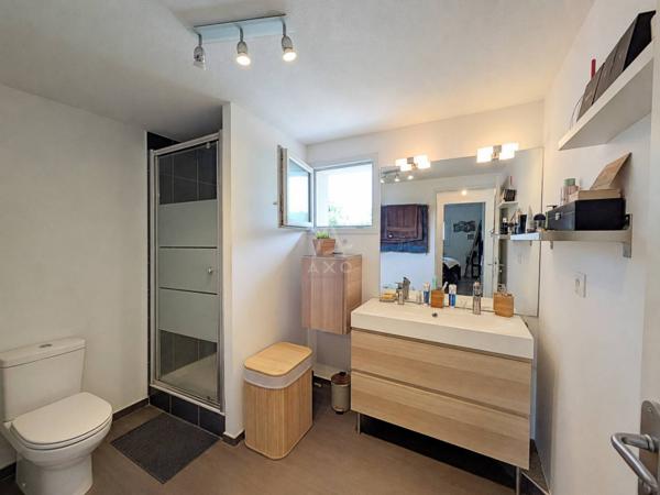 Maison 3 pièces – 69 m² – Jardin, dépendance et stationnement