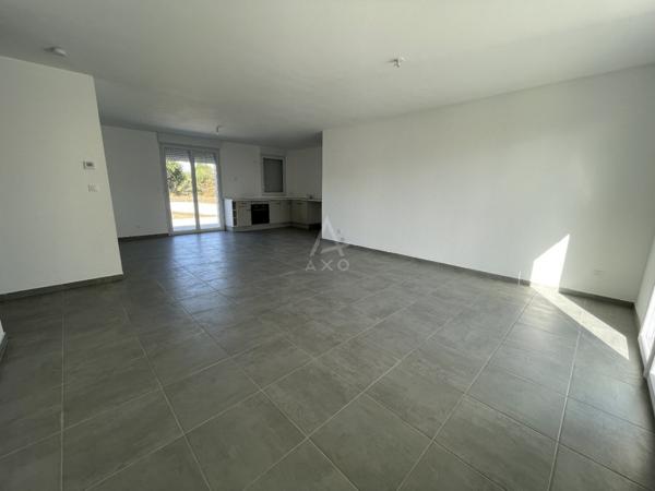 A louer MONTREVERD MAISON 3 CHAMBRES