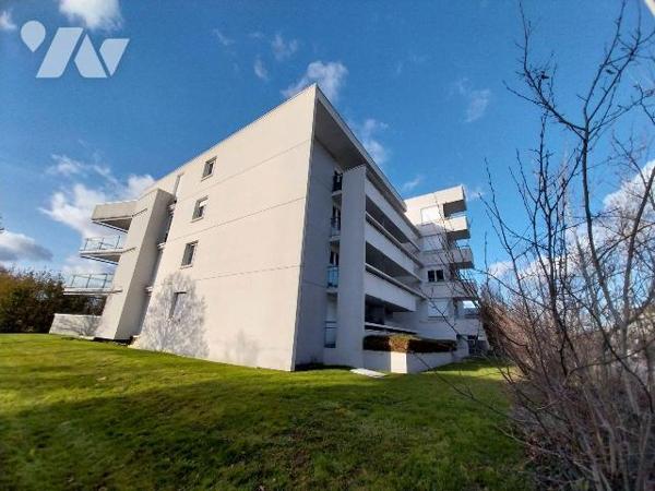 RENNES. Quartier POTERIE. Dans résidence "Le Toffoli", appartement de type 2 de 42.99 m2 situé ...