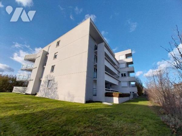 RENNES. Quartier POTERIE. Dans résidence "Le Toffoli", appartement de type 2 de 42.99 m2 situé ...