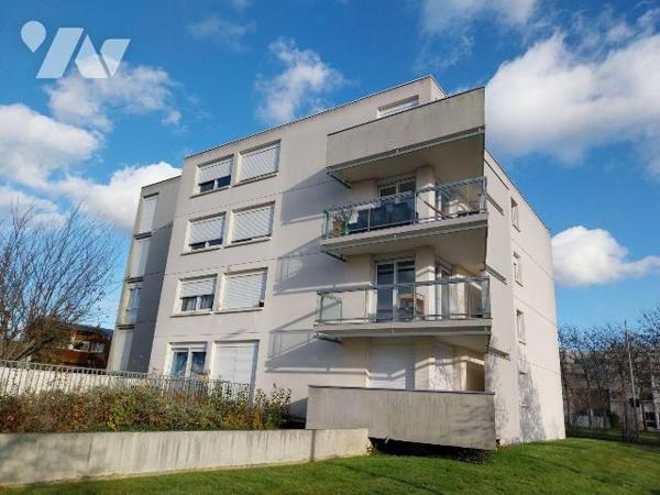 RENNES. Quartier POTERIE. Dans résidence "Le Toffoli", appartement de type 2 de 42.99 m2 situé ...