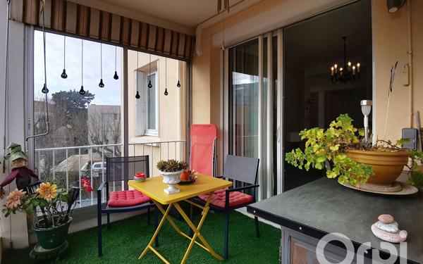 Appartement à vendre    4 pièces •  Toulon