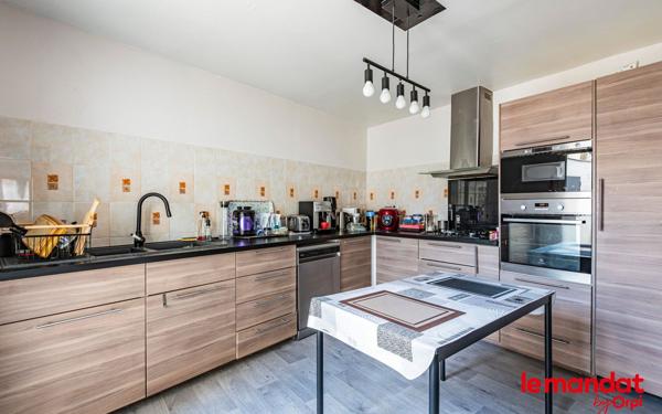 Maison à vendre    4 pièces •  Épernay