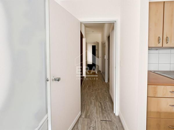 Studio au calme avec balcon et vue jardin