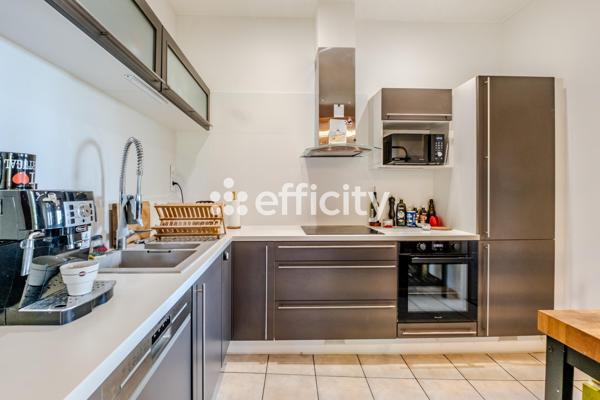 Appartement
         3 pièces
        - 69 m² Exclusivité 325 000 € *