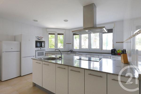 Maison à vendre  4 pièces - 112 m 2   HENDAYE  - 64
