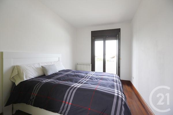Maison à vendre  4 pièces - 112 m 2   HENDAYE  - 64