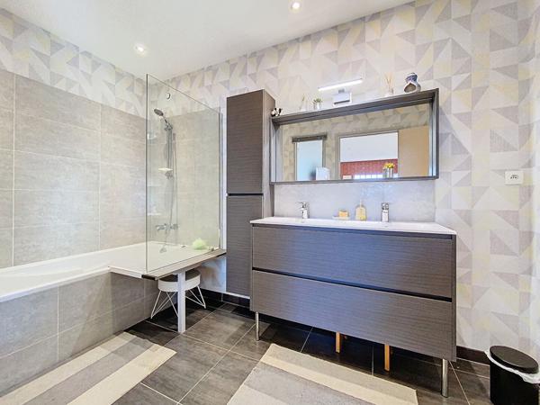 MAISON CONTEMPORAINE A VENDRE 4 CHAMBRES HENNEBONT