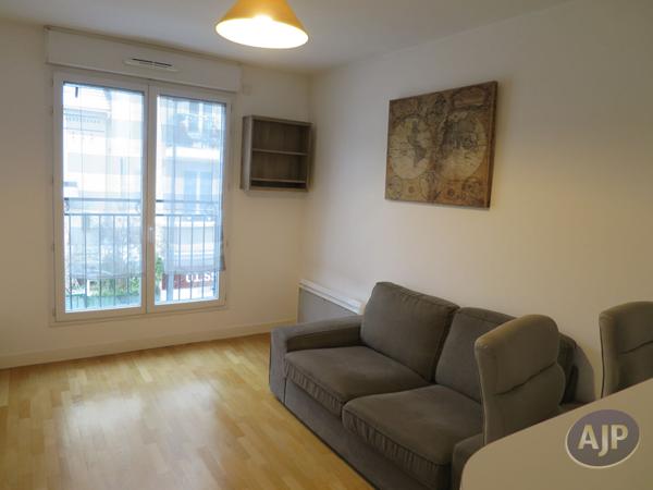 Location appartement Chatillon : 1 100 € - AJP Immobilière Passy Paris 16