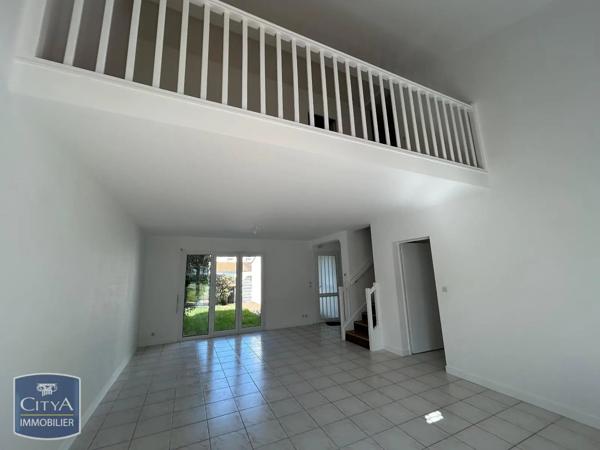 Maison à louer 4 pièces 123m² La Rochelle (17000)