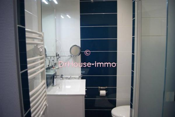 Commerce à vendre 20 pièces de 500 m²