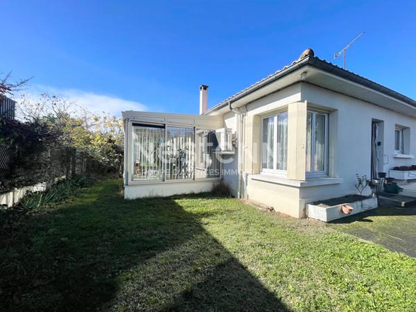 PESSAC- ALOUETTE - Maison - Plain pied - 3 chambres - Grand garage en dépendance 58m2 - Parcelle 1051m2