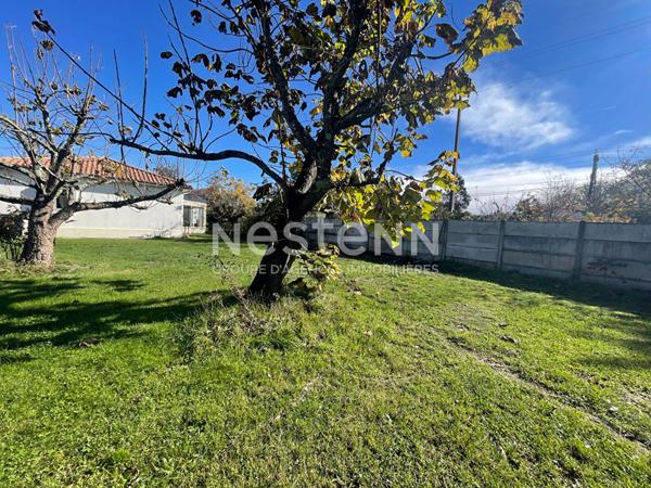 PESSAC- ALOUETTE - Maison - Plain pied - 3 chambres - Grand garage en dépendance 58m2 - Parcelle 1051m2