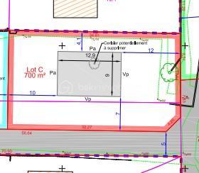 Terrain de 700 m²