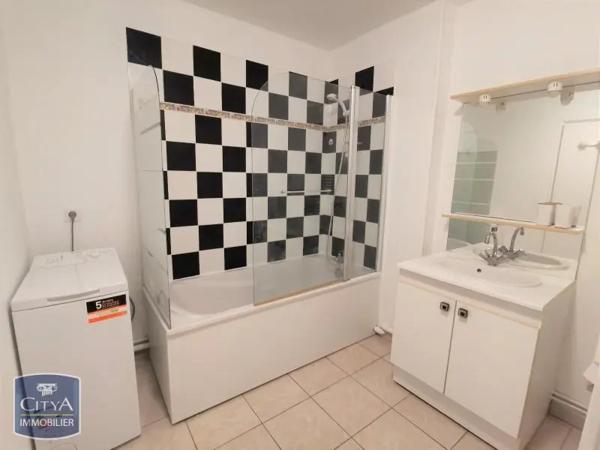Appartement à louer 2 pièces 48.05m² Laon (02000)