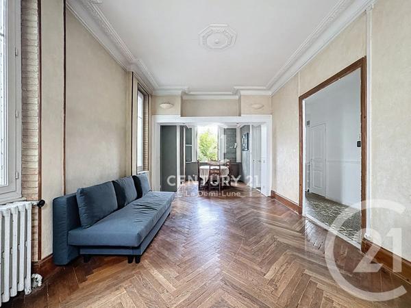 Maison à vendre  7 pièces - 140,59 m 2   BRIGNAIS  - 69