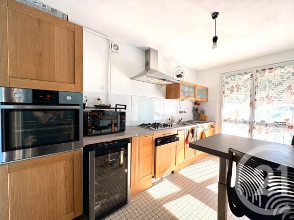 Appartement T3 à vendre  3 pièces - 57,05 m 2   ST FONS  - 69