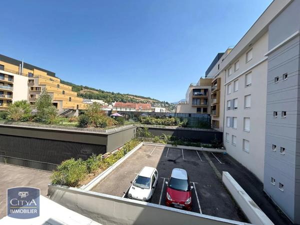 Appartement à louer 2 pièces 44.09m² Voiron (38500)