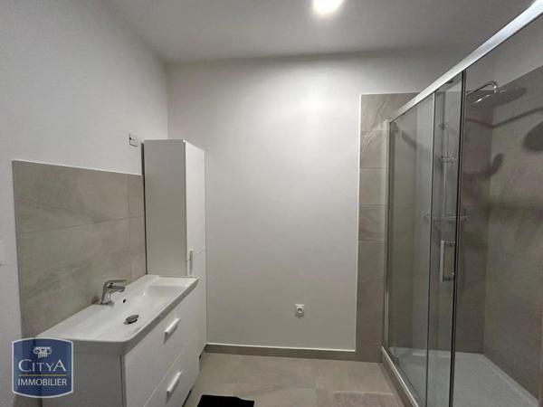 Appartement à louer 2 pièces 44.09m² Voiron (38500)