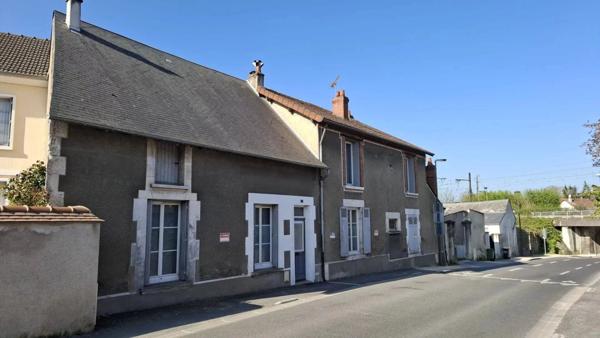 Vente Immeuble 11 pièces 240 m2 à Meung-sur-Loire