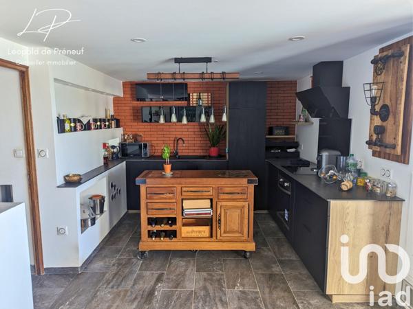 Maison d’architecte 8 pièces de 288 m² à Hyères (83400)