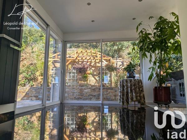 Maison d’architecte 8 pièces de 288 m² à Hyères (83400)