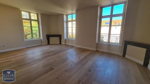 Appartement à louer 3 pièces 76.45m²