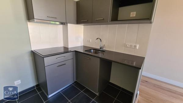 Appartement à louer 3 pièces 76.45m²