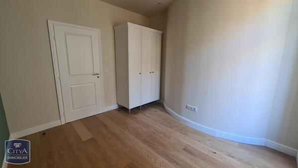 Appartement à louer 3 pièces 76.45m²