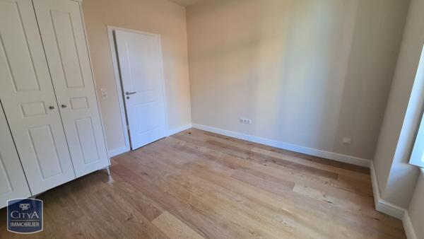 Appartement à louer 3 pièces 76.45m²
