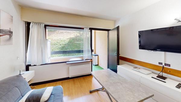 STUDIO 18,50 M² ENTIEREMENT RENOVE RDJ + GARAGE
